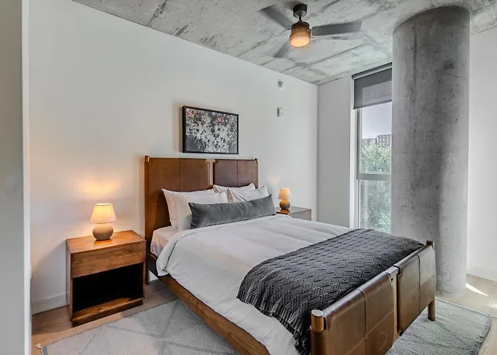 Hotel Sentral Sol Modern 4*